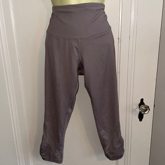 C9 by Champion mauve (pink/gray) high waisted capri exercise leggings - Picture 1 of 9